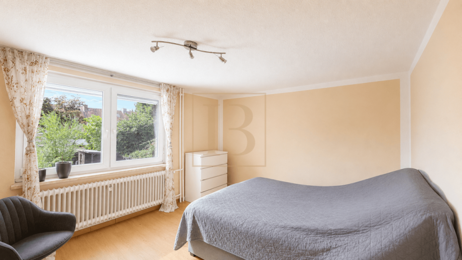 Ruhiges Schlafzimmer mit Blick ins Gr�ne Reihenendhaus Uelzen