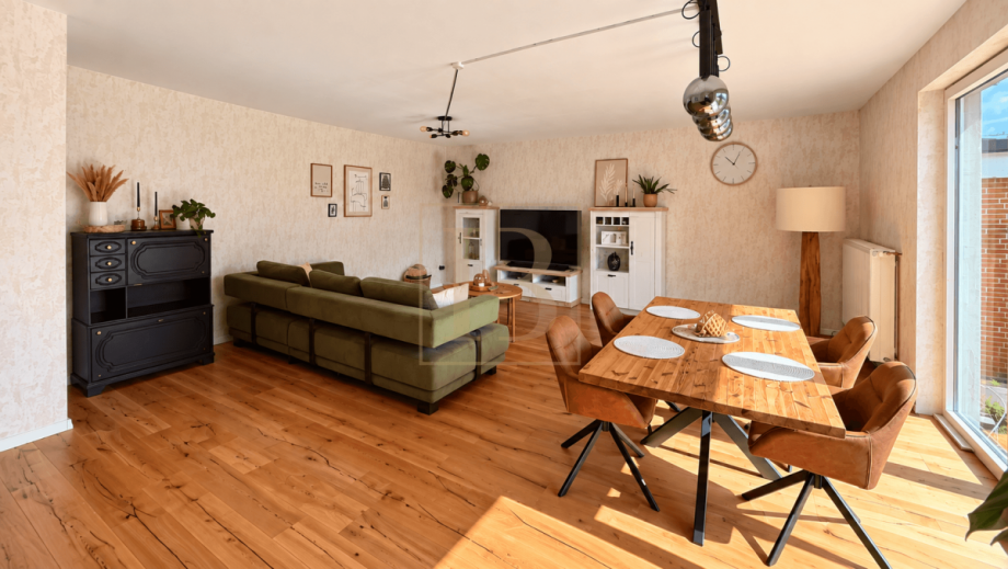 Gro�z�giges Wohnen und Genie�en Zweifamilienhaus Wrestedt