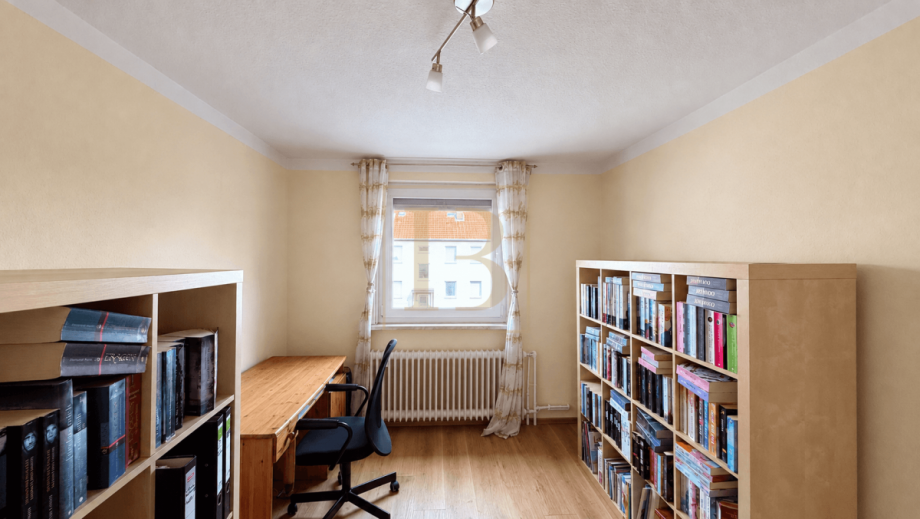 Vielseitiges Zimmer f�r Arbeiten und Wohnen Reihenendhaus Uelzen