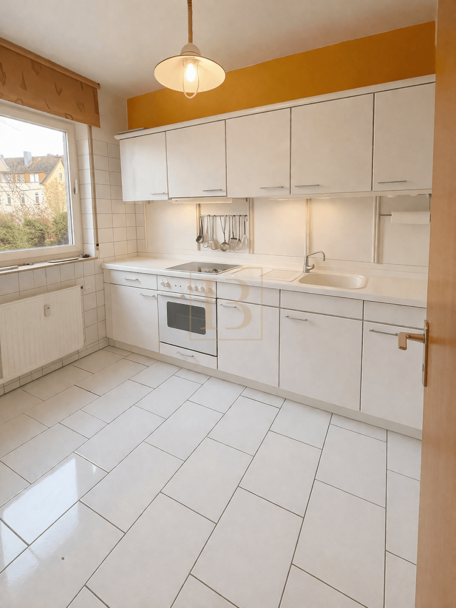 Helle und minimalistische K�che Etagenwohnung Uelzen